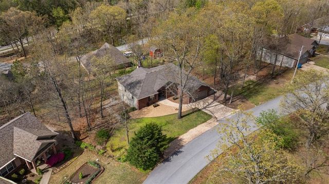 57 Sullivan Drive, Bella Vista, AR 72714