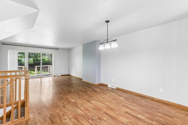 6007 Big Dipper Drive, Madison, WI 53718