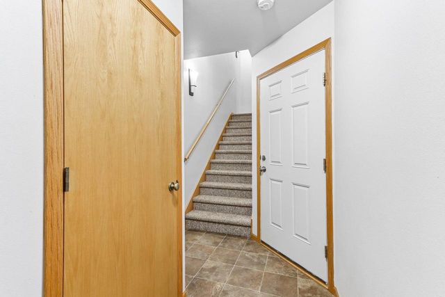 6007 Big Dipper Drive, Madison, WI 53718