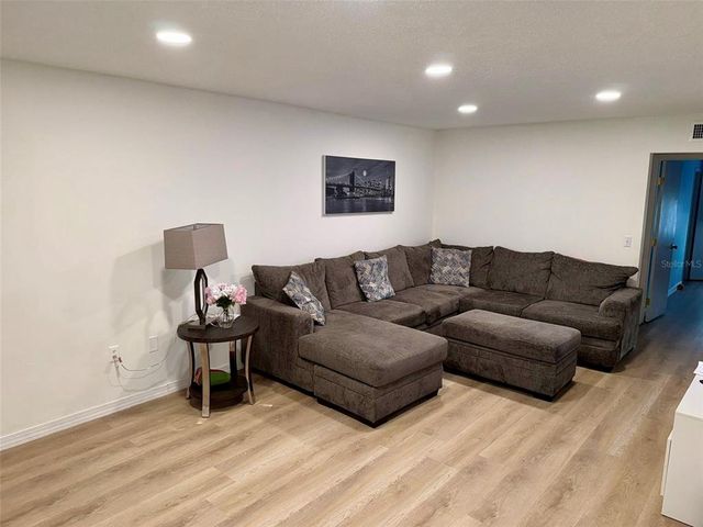 4415 S SEMORAN BOULEVARD 2, Orlando, FL 32822