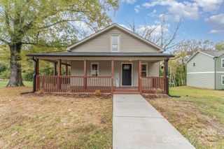 638 Old Salisbury Road, Statesville, NC 28677