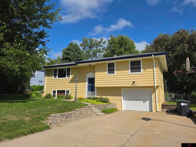 12440 Martha Street, Omaha, NE 68144