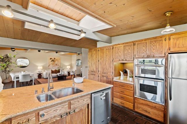 28 Orchard Street, Los Gatos, CA 95030