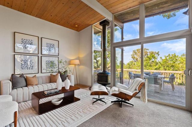 28 Orchard Street, Los Gatos, CA 95030