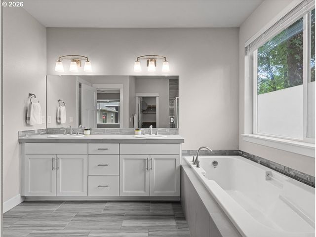 14025 Se 22ND Cir, Vancouver, WA 98683