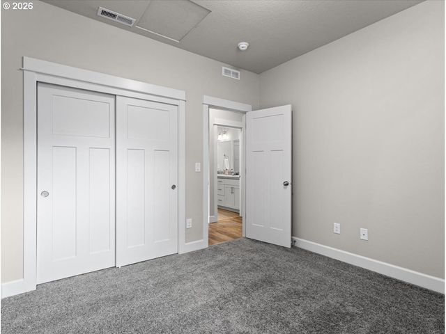 14025 Se 22ND Cir, Vancouver, WA 98683