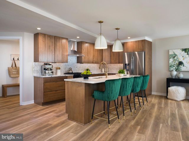 410 SANDY BANK RD, Media, PA 19063