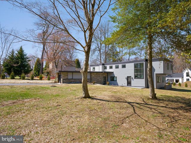 410 SANDY BANK RD, Media, PA 19063