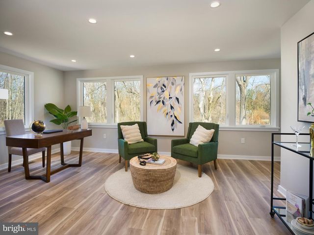 410 SANDY BANK RD, Media, PA 19063