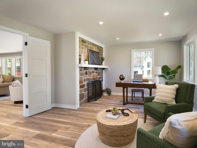 410 SANDY BANK RD, Media, PA 19063
