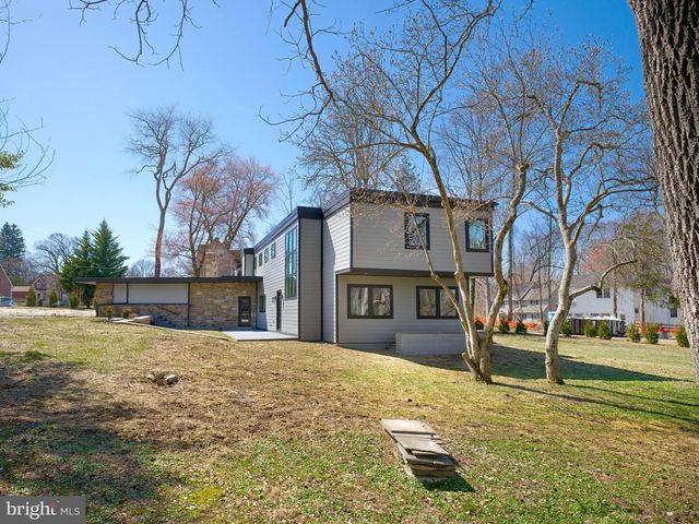 410 SANDY BANK RD, Media, PA 19063