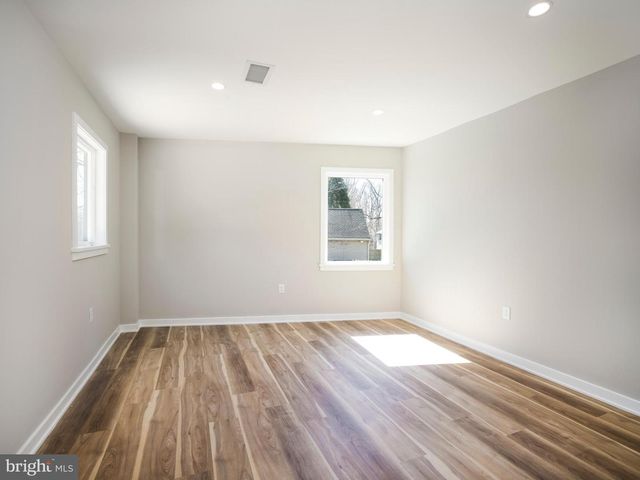410 SANDY BANK RD, Media, PA 19063