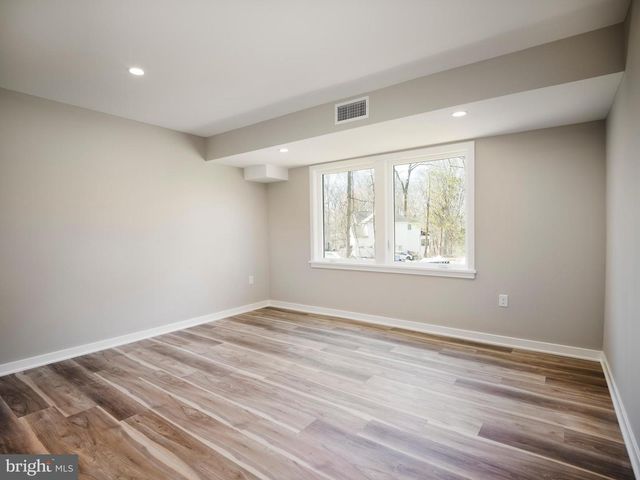 410 SANDY BANK RD, Media, PA 19063