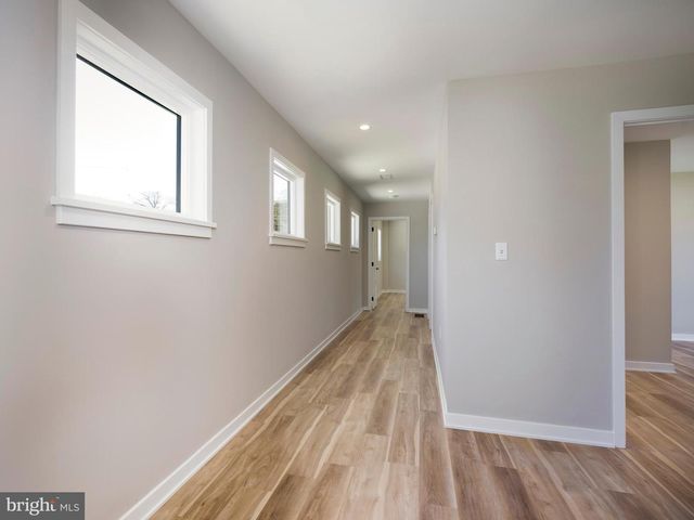 410 SANDY BANK RD, Media, PA 19063