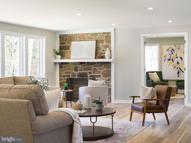 410 SANDY BANK RD, Media, PA 19063