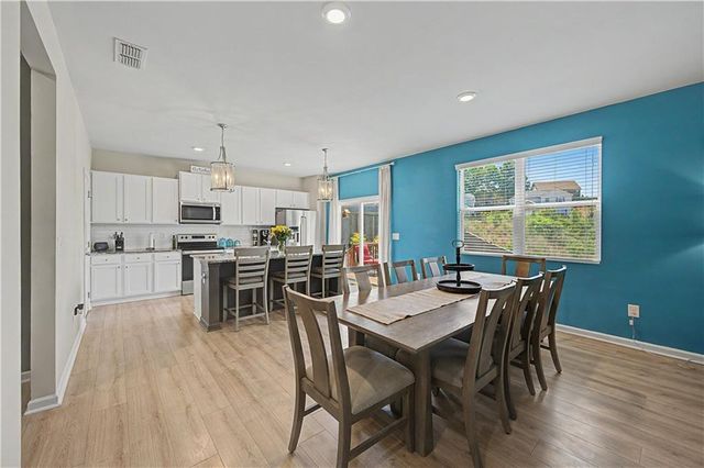 215 Summit Pointe Drive, Dallas, GA 30132