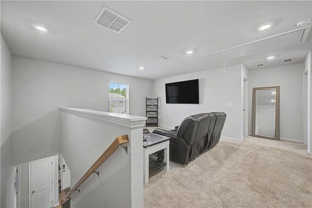 215 Summit Pointe Drive, Dallas, GA 30132