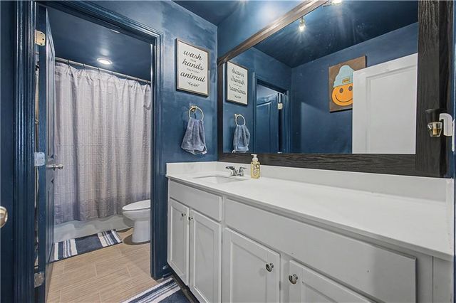 215 Summit Pointe Drive, Dallas, GA 30132