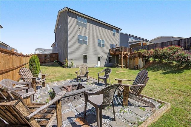 215 Summit Pointe Drive, Dallas, GA 30132