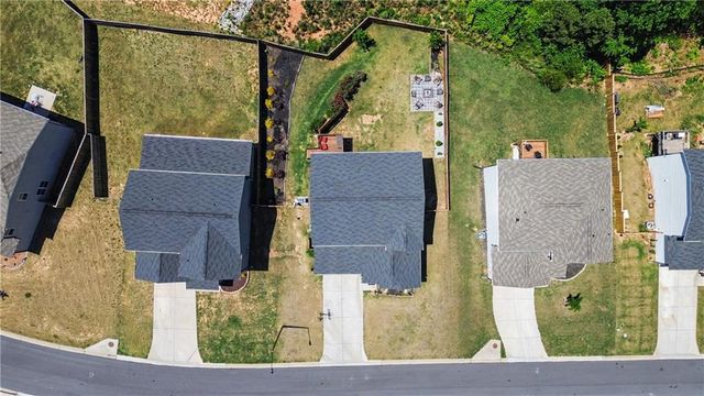 215 Summit Pointe Drive, Dallas, GA 30132