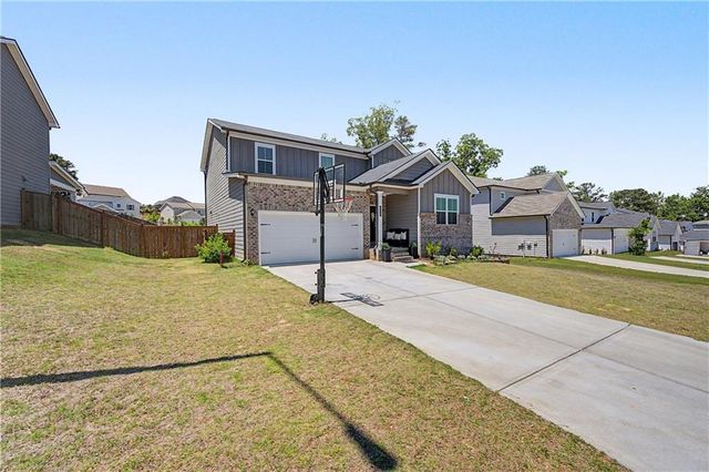 215 Summit Pointe Drive, Dallas, GA 30132