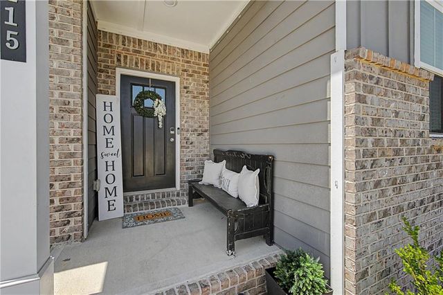 215 Summit Pointe Drive, Dallas, GA 30132