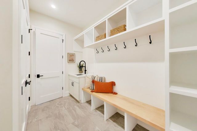 2938 Indianwood Road, Wilmette, IL 60091