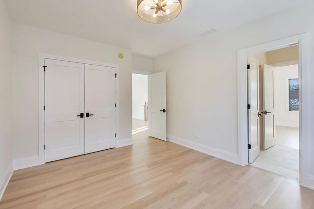 2938 Indianwood Road, Wilmette, IL 60091