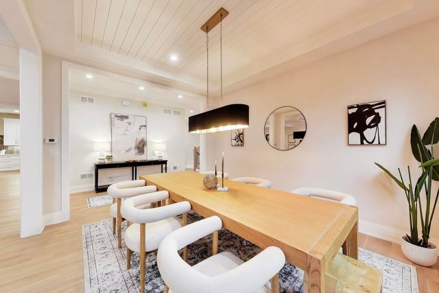 2938 Indianwood Road, Wilmette, IL 60091