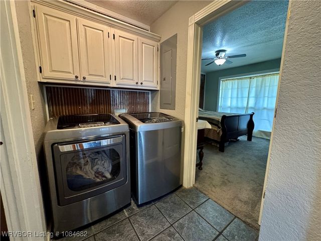 43223 Nowlin Street, Wister, OK 74966