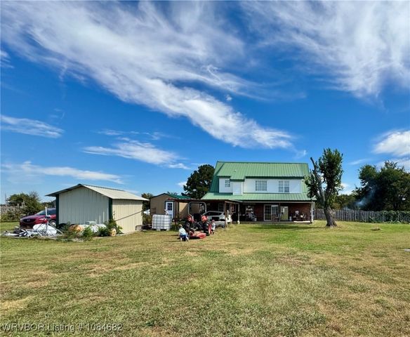 43223 Nowlin Street, Wister, OK 74966