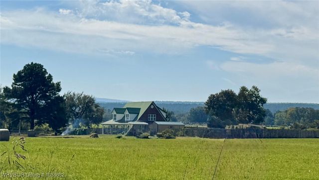 43223 Nowlin Street, Wister, OK 74966