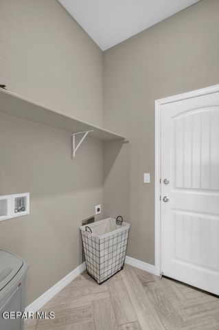 102 Peregrino Trail, Santa Teresa, NM 88008