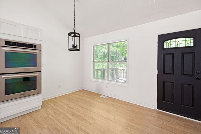 2620 Abbotts Glen Drive NW, Acworth, GA 30101
