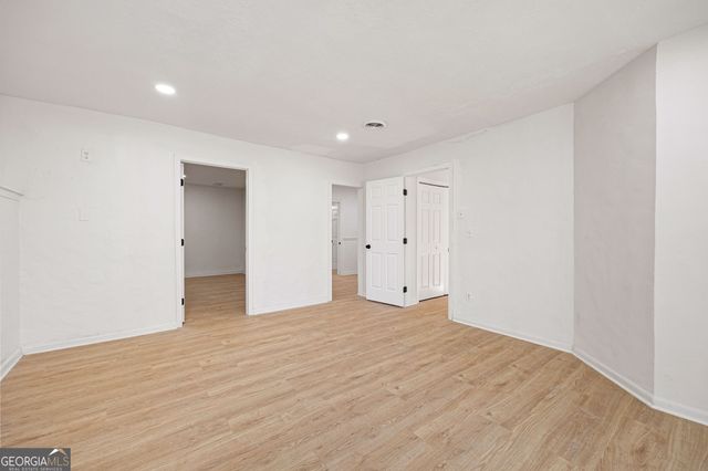 2620 Abbotts Glen Drive NW, Acworth, GA 30101