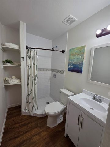 5422 Pine Avenue, Pasadena, TX 77503