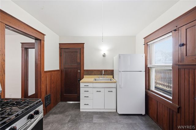 95 Custer Street, Buffalo, NY 14214