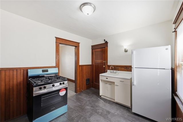 95 Custer Street, Buffalo, NY 14214