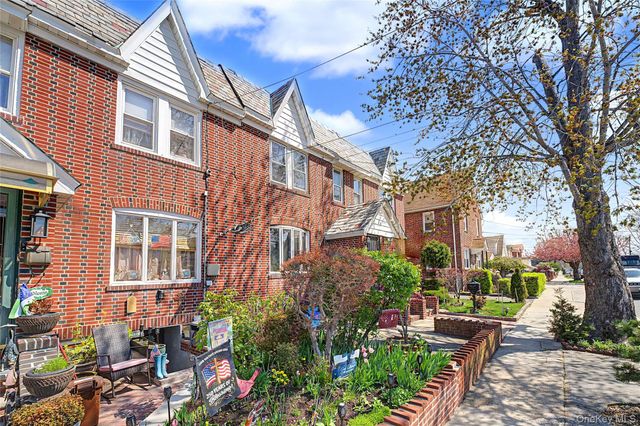 15145 20th Road, Whitestone, NY 11357