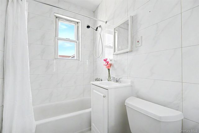 15145 20th Road, Whitestone, NY 11357