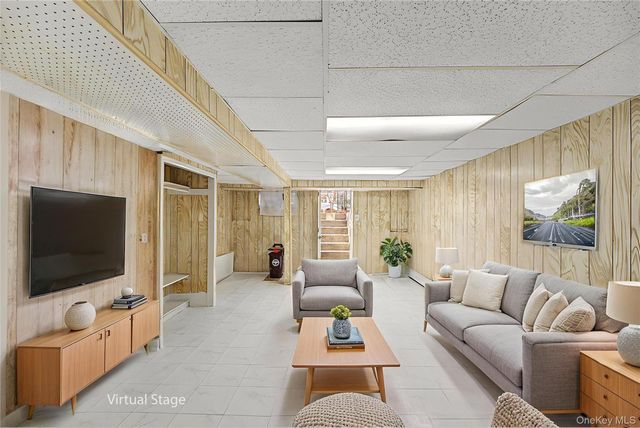 15145 20th Road, Whitestone, NY 11357