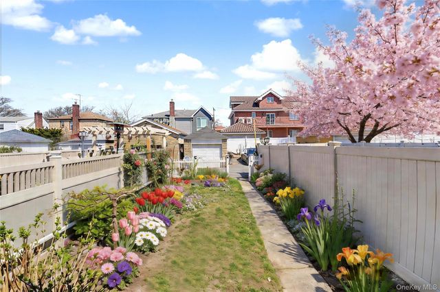 15145 20th Road, Whitestone, NY 11357