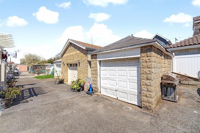 15145 20th Road, Whitestone, NY 11357