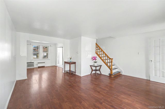 15145 20th Road, Whitestone, NY 11357