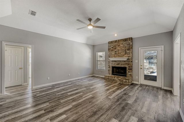 100 Susana DR, Georgetown, TX 78628