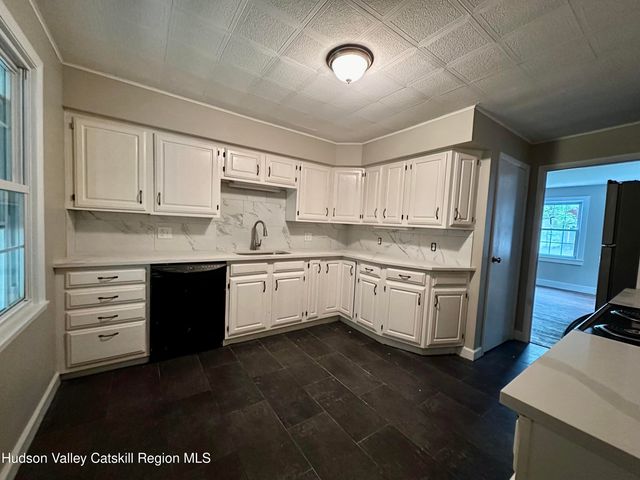 280 Cottekill Road, Cottekill, NY 12419