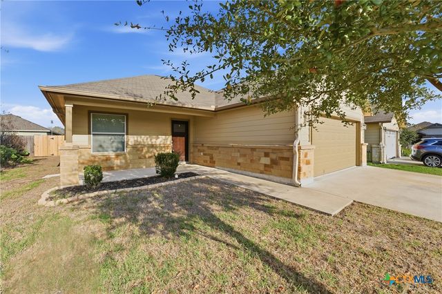 1306 Fern Court, Gonzales, TX 78629
