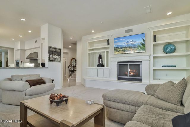 2589 Featherwood Street, Westlake Village, CA 91362