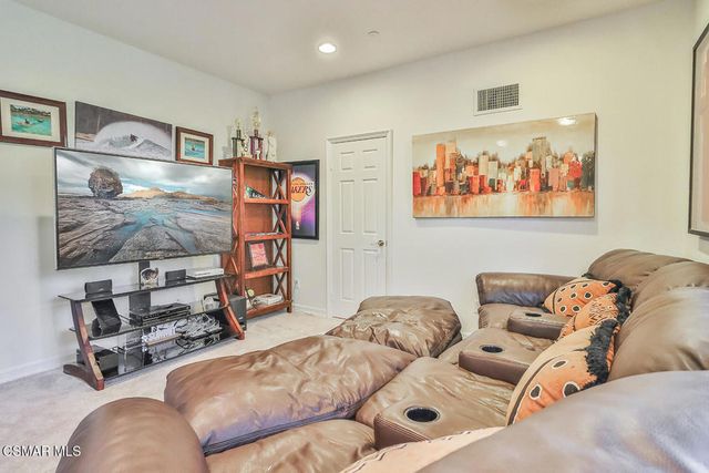 2589 Featherwood Street, Westlake Village, CA 91362