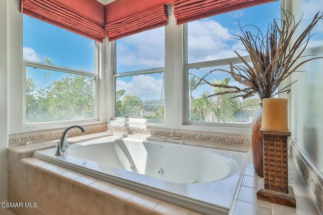 2589 Featherwood Street, Westlake Village, CA 91362